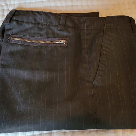 Men's Oakley Pants - Picture 2 of 5